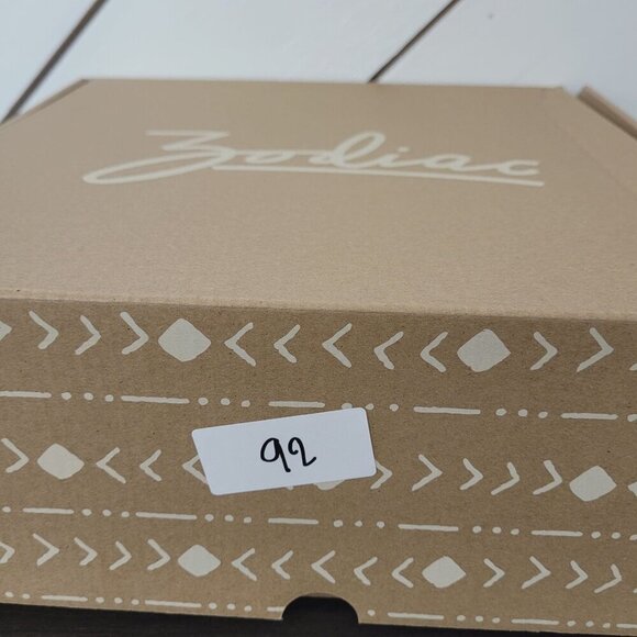 NWT Zodiac Teresa-Chelsea Faux Suede Platform Ankle Boots Chunky Heel Women 8.5 - Picture 9 of 9